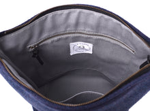 Load image into Gallery viewer, Explorer