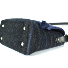 Load image into Gallery viewer, Compass - Midnight